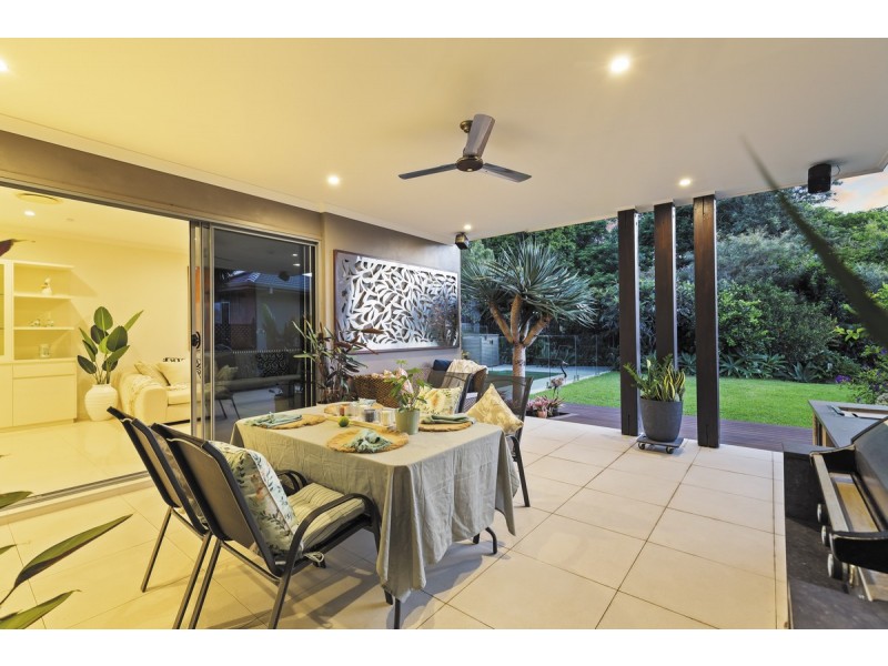 33 Eromanga Street, Carindale QLD 4152