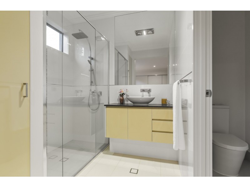 33 Eromanga Street, Carindale QLD 4152