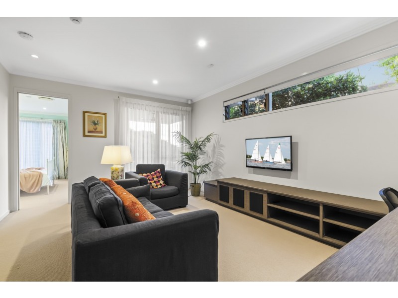33 Eromanga Street, Carindale QLD 4152