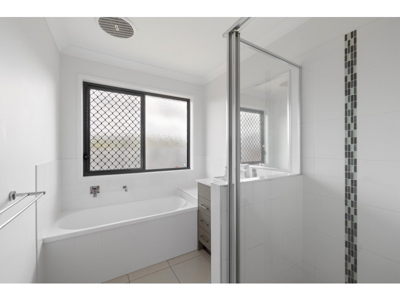 63 Sarsenet Circuit, Mount Cotton QLD 4165