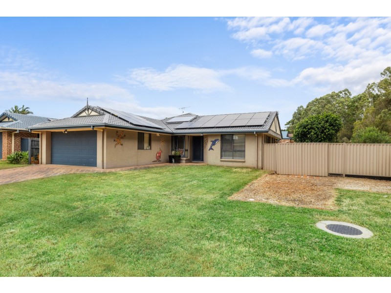 54 Seaholly Crescent, Victoria Point QLD 4165