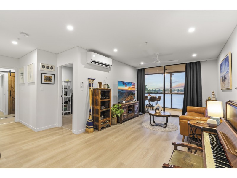 5303/221 Bloomfield Street, Cleveland QLD 4163