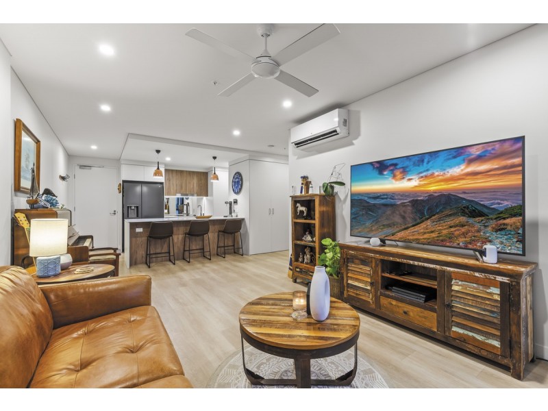 5303/221 Bloomfield Street, Cleveland QLD 4163