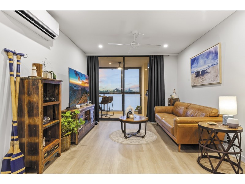 5303/221 Bloomfield Street, Cleveland QLD 4163