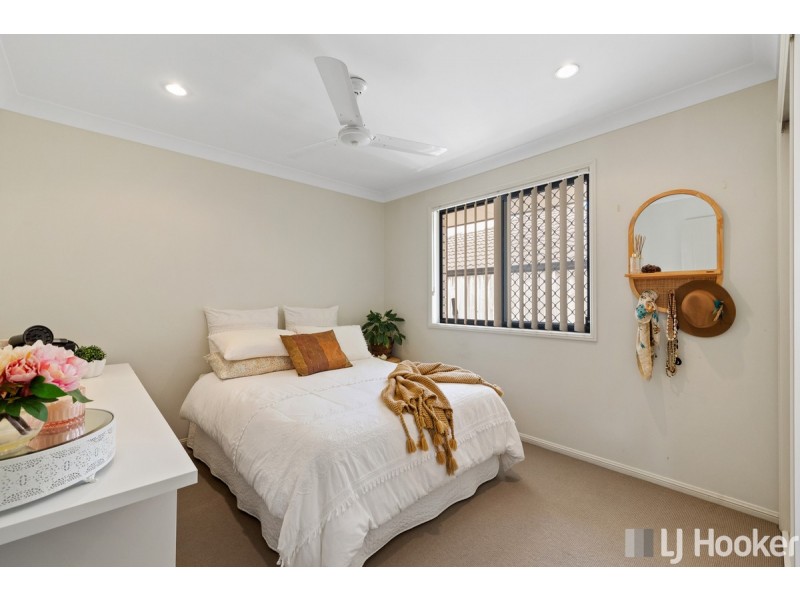 8 Montessa Street, Victoria Point QLD 4165