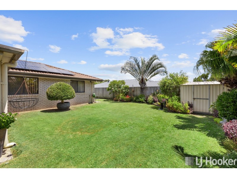 8 Montessa Street, Victoria Point QLD 4165