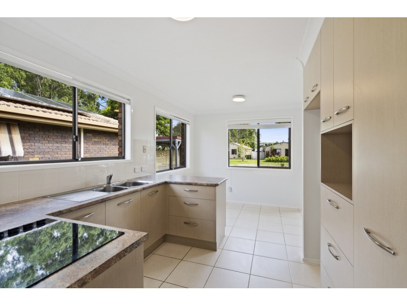 32 Marine Street, Redland Bay QLD 4165