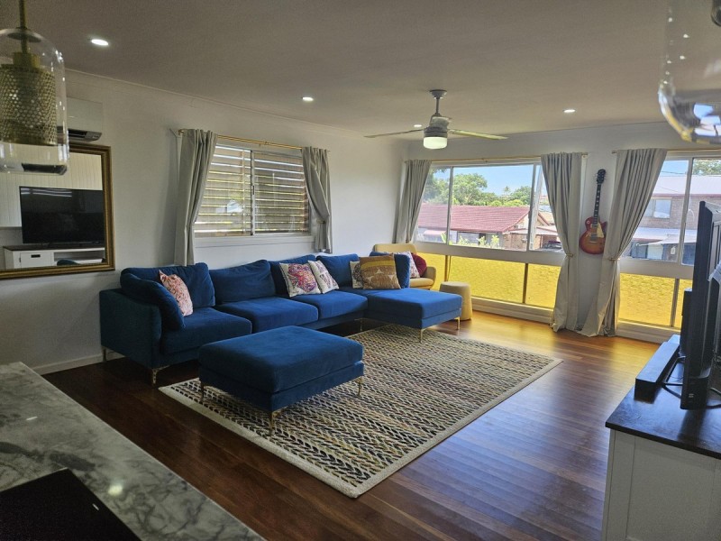 4 Raven Street, Victoria Point QLD 4165