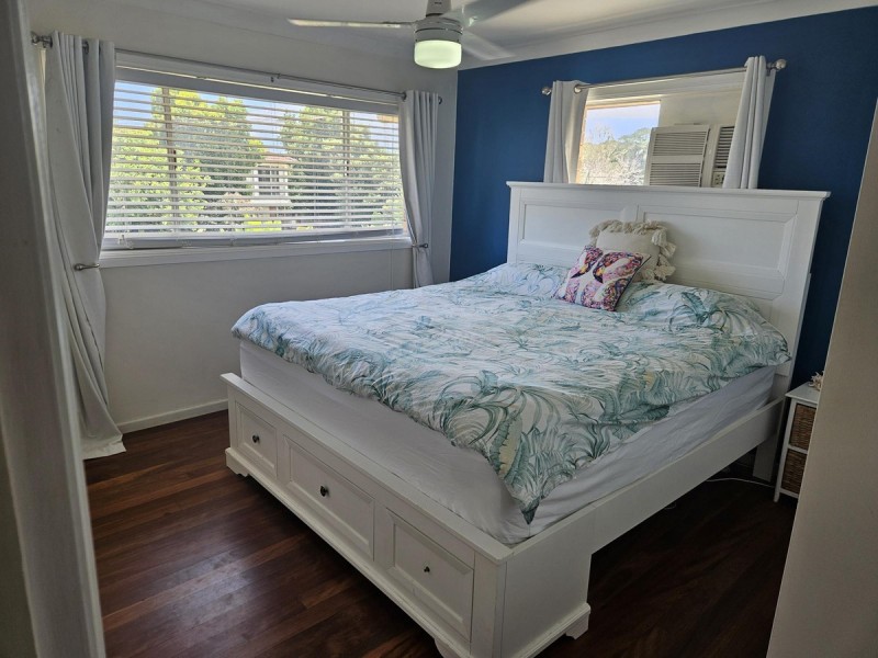 4 Raven Street, Victoria Point QLD 4165