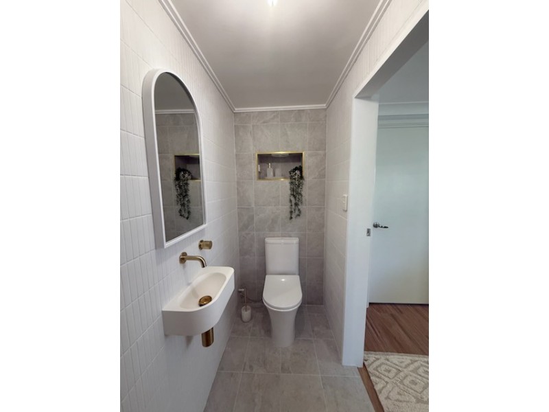 4 Raven Street, Victoria Point QLD 4165