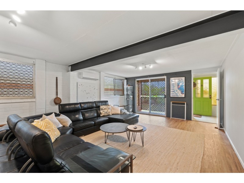 4 Raven Street, Victoria Point QLD 4165