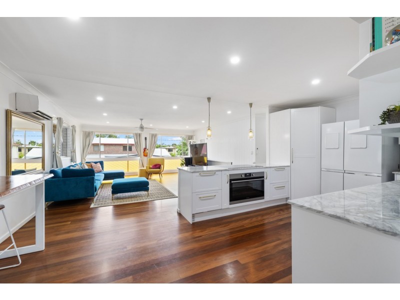 4 Raven Street, Victoria Point QLD 4165