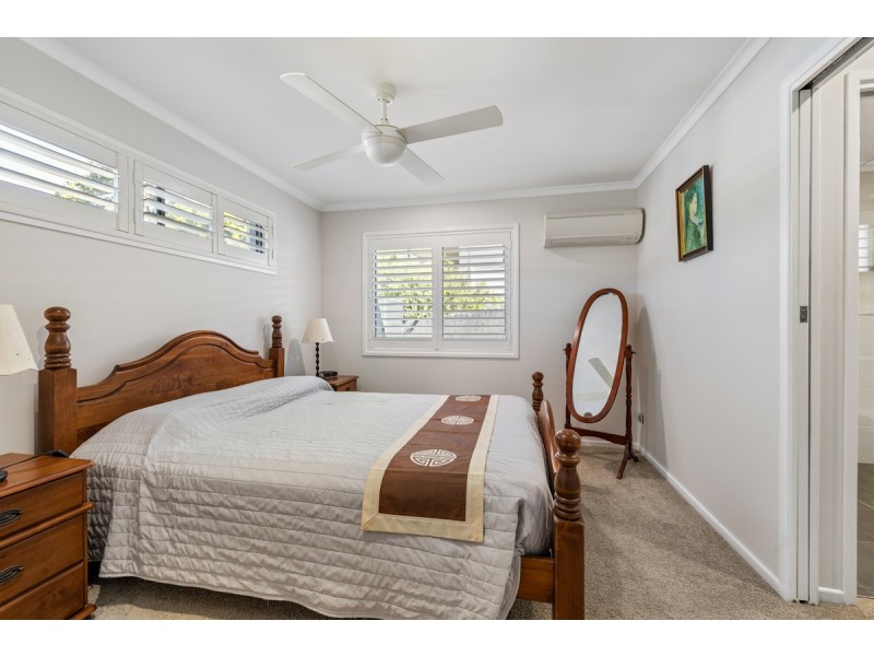 56 Cavell Street, Birkdale QLD 4159