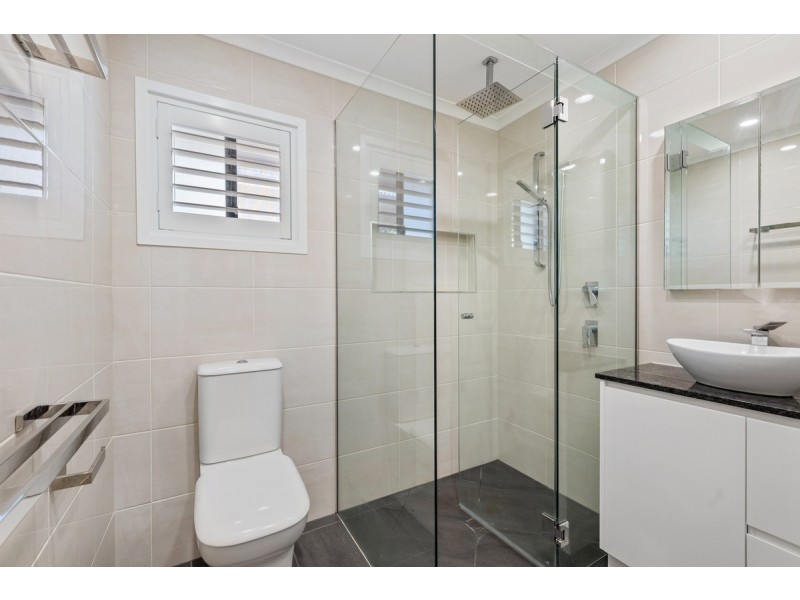 56 Cavell Street, Birkdale QLD 4159