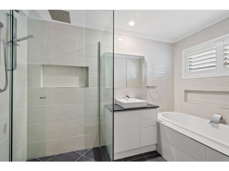 56 Cavell Street, Birkdale QLD 4159