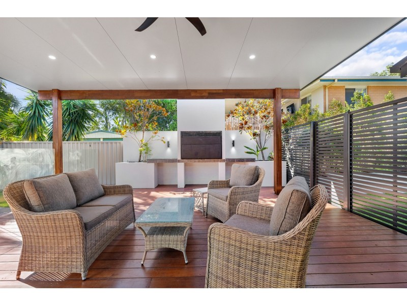 56 Cavell Street, Birkdale QLD 4159