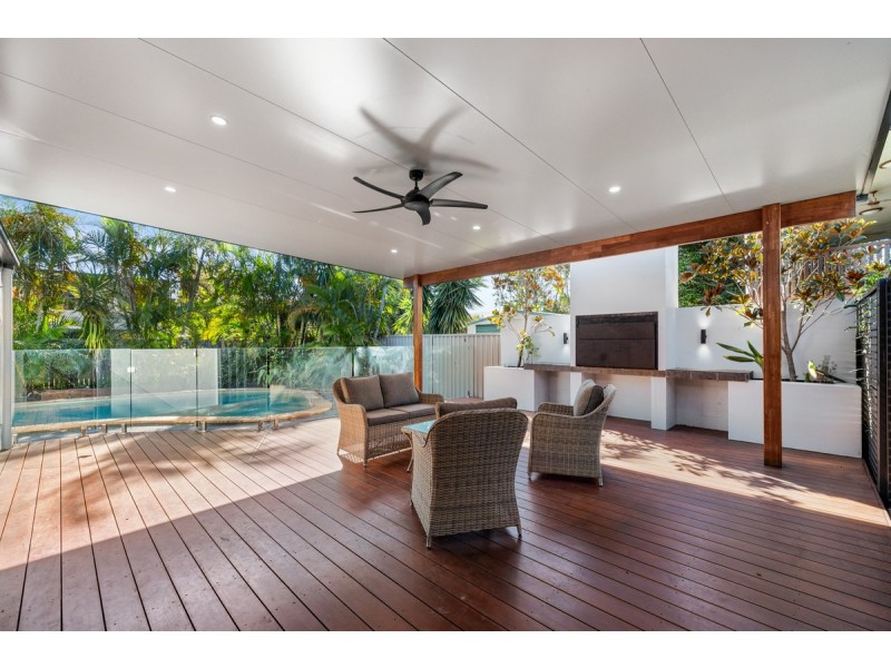 56 Cavell Street, Birkdale QLD 4159