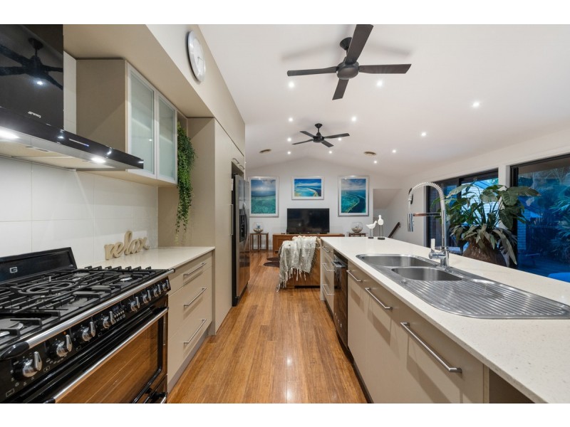 13 Fletcher Terrace, Ormiston QLD 4160