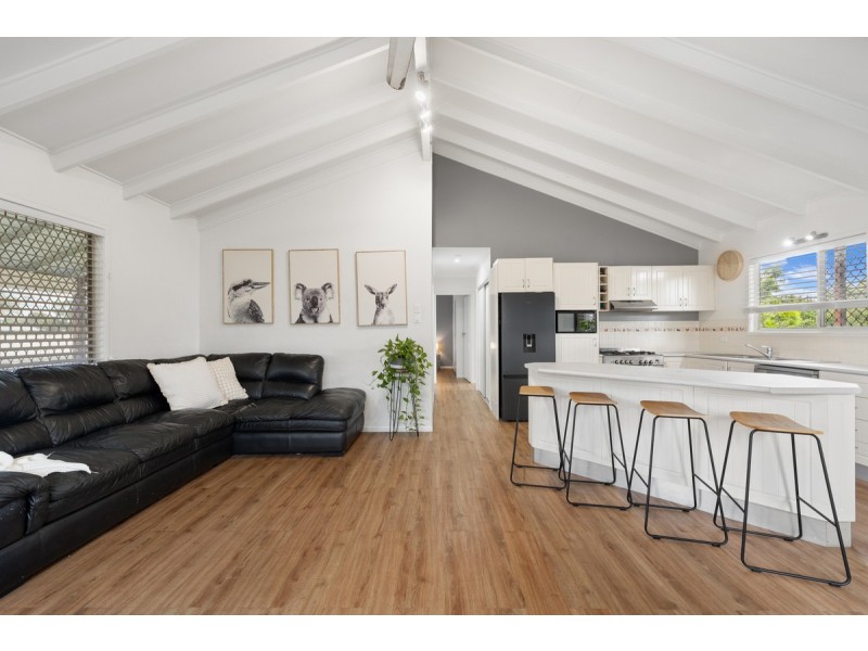 24 Bayford Street, Birkdale QLD 4159