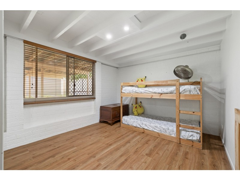 24 Bayford Street, Birkdale QLD 4159