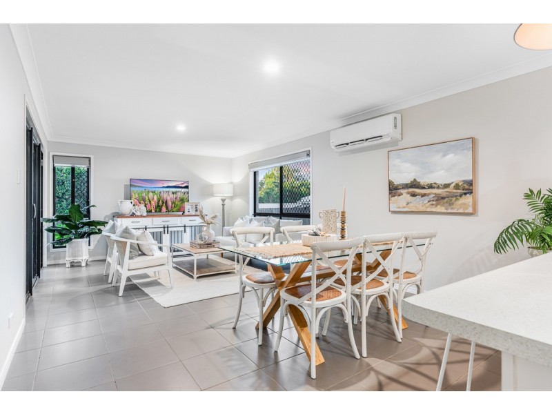 12 Alton Towers Street, Springfield Lakes QLD 4300