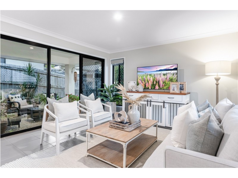 12 Alton Towers Street, Springfield Lakes QLD 4300