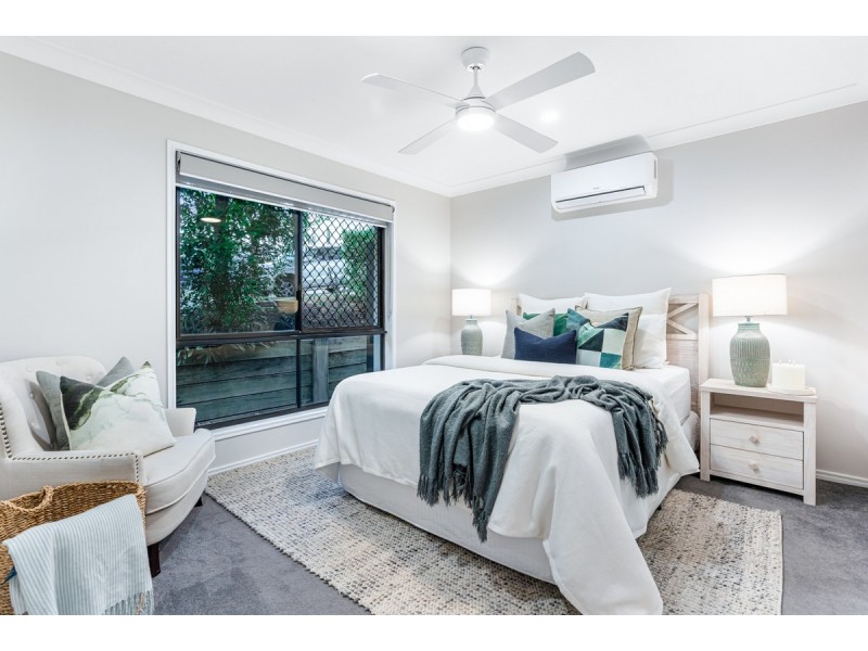 12 Alton Towers Street, Springfield Lakes QLD 4300