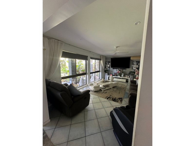 9 Pigeon Court, Birkdale QLD 4159