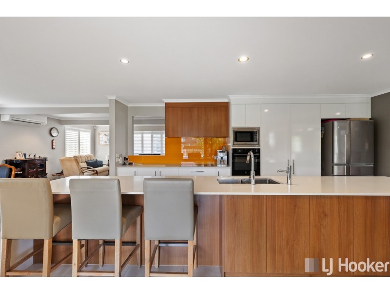 8 Ocean Street, Cleveland QLD 4163