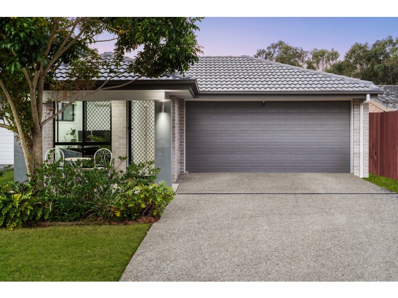 8A Carinya Street, Cleveland QLD 4163