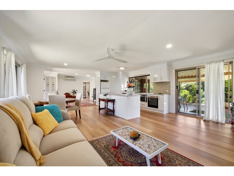 7 Kruger Street, Redland Bay QLD 4165