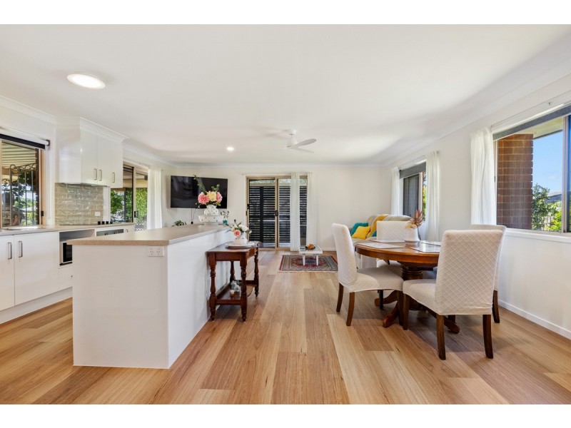 7 Kruger Street, Redland Bay QLD 4165