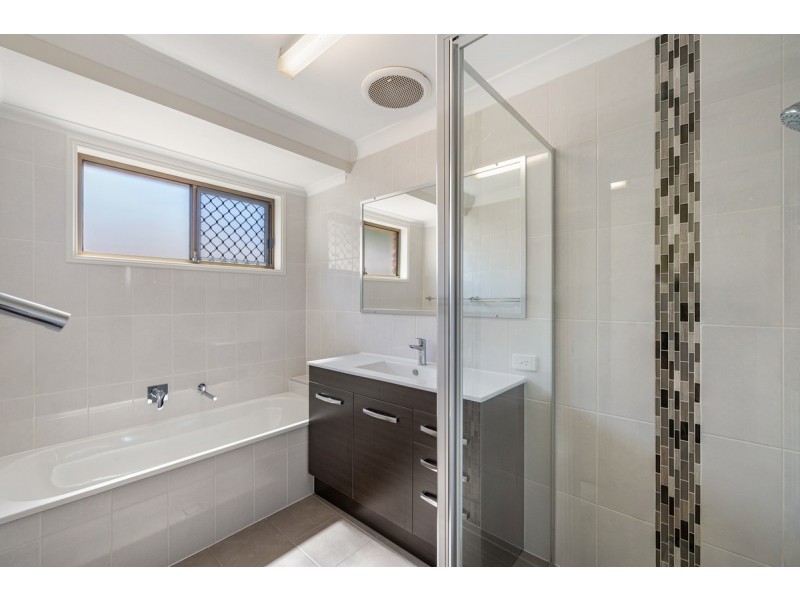 23 Chatsworth Circuit, Capalaba QLD 4157