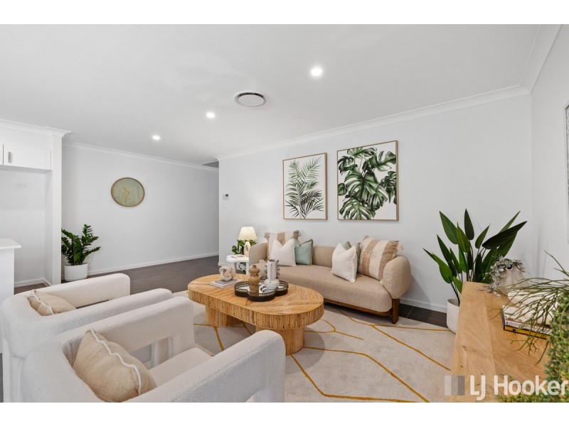 11 Glenhaven Close, Redland Bay QLD 4165