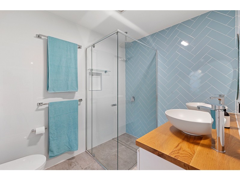 17 Lancewood Street, Victoria Point QLD 4165