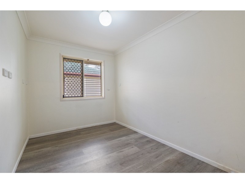 17/5 Spalding Crescent, Goodna QLD 4300