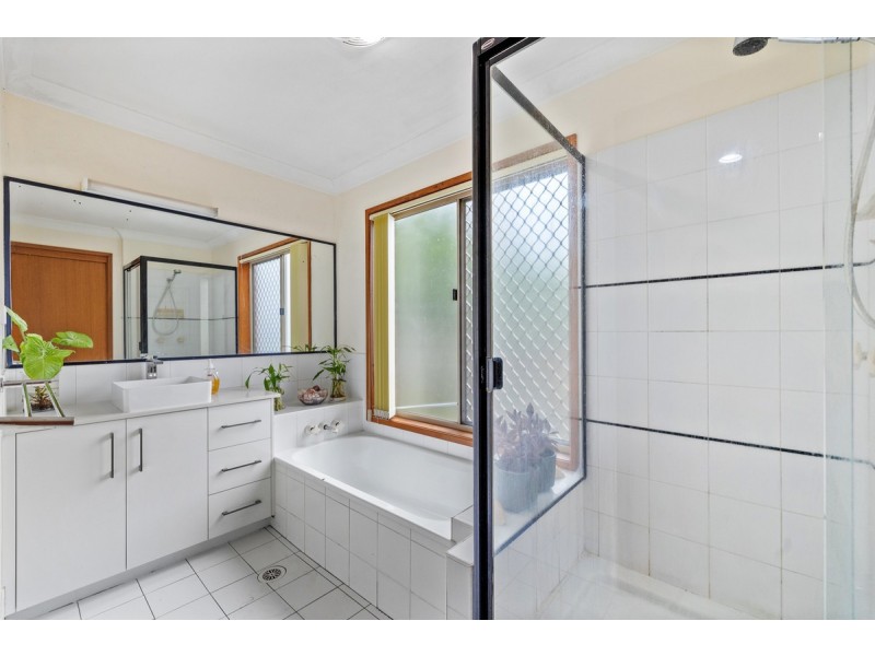 16 Law Place, Alexandra Hills QLD 4161