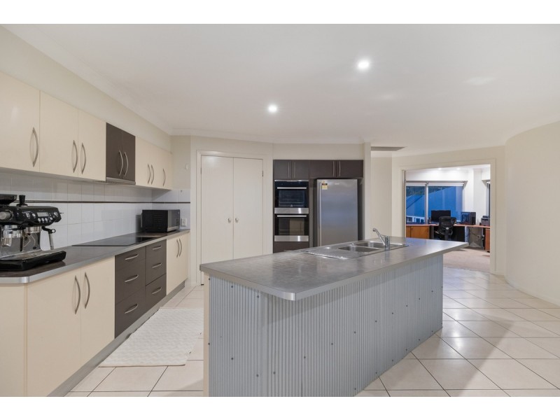 24 Olympus Drive, Cleveland QLD 4163