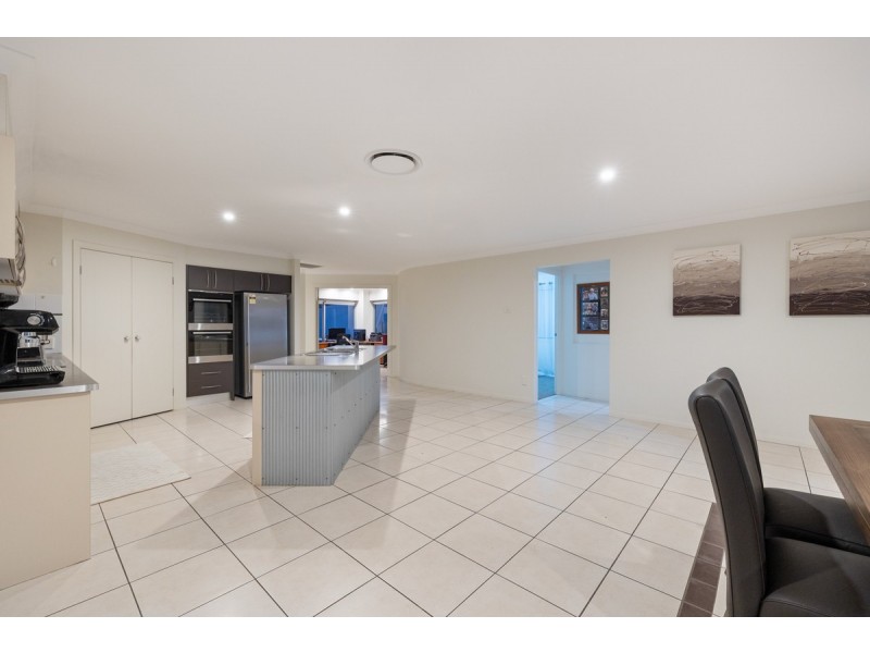 24 Olympus Drive, Cleveland QLD 4163