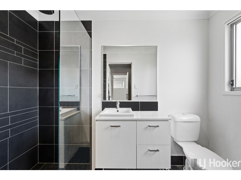 60/2 Pateman Parade, Thornlands QLD 4164