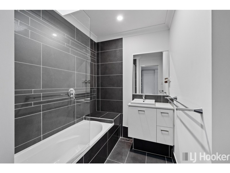 60/2 Pateman Parade, Thornlands QLD 4164