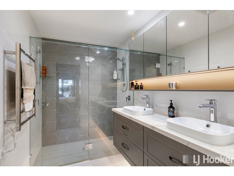 82/45 Shore Street East, Cleveland QLD 4163