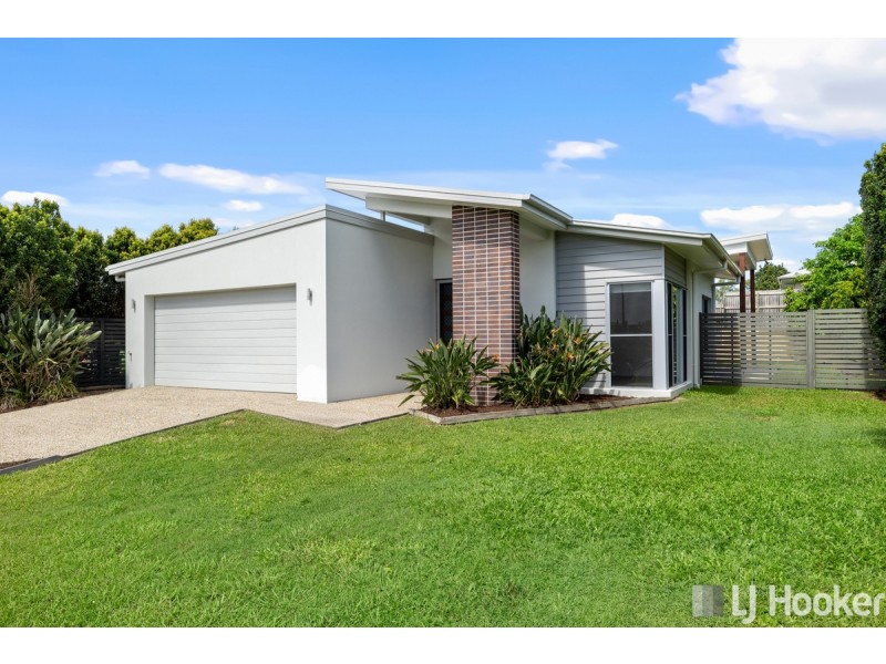 10 Muller Street, Redland Bay QLD 4165
