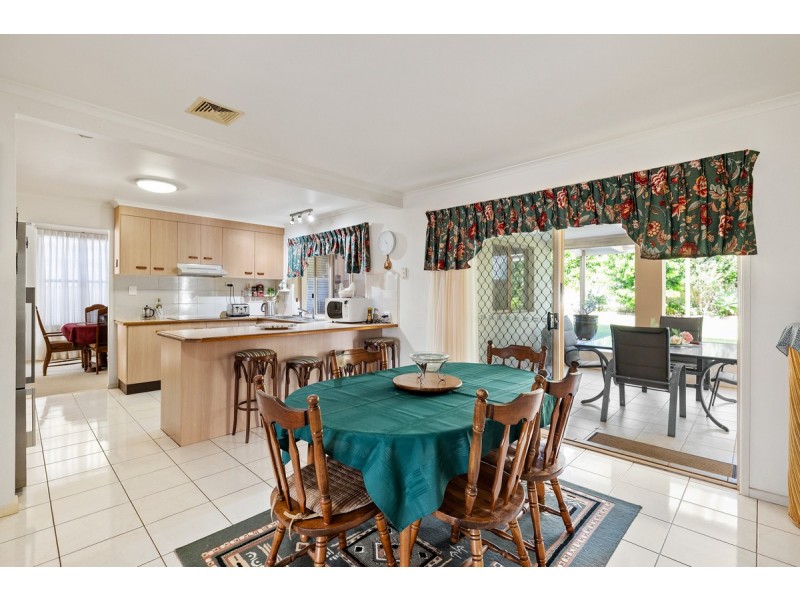 2 Maritime Court, Victoria Point QLD 4165