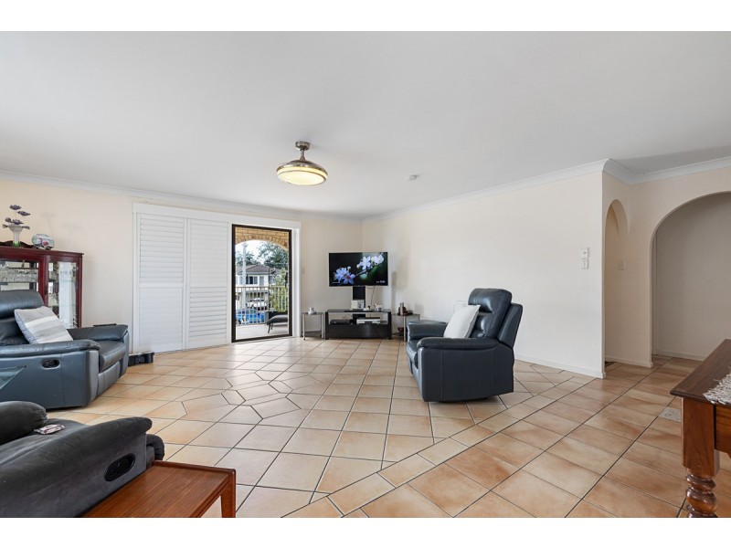 68 Cavell Street, Birkdale QLD 4159
