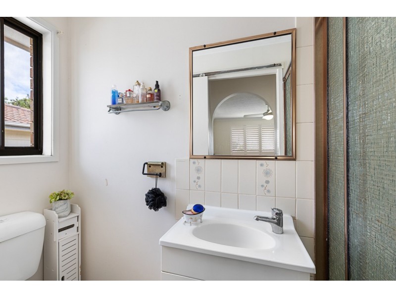 68 Cavell Street, Birkdale QLD 4159