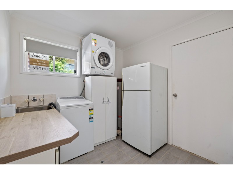 10 Mark Street, Redland Bay QLD 4165