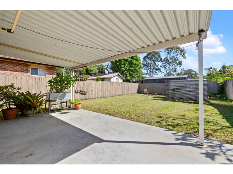 10 Mark Street, Redland Bay QLD 4165