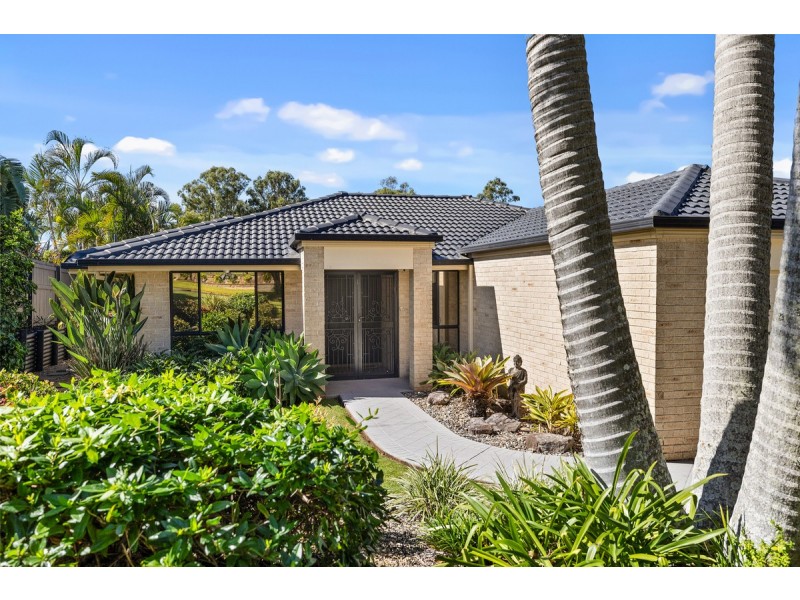 14 Manor Drive, Wellington Point QLD 4160