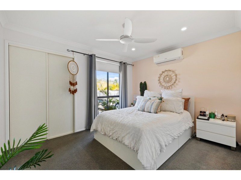 14 Manor Drive, Wellington Point QLD 4160